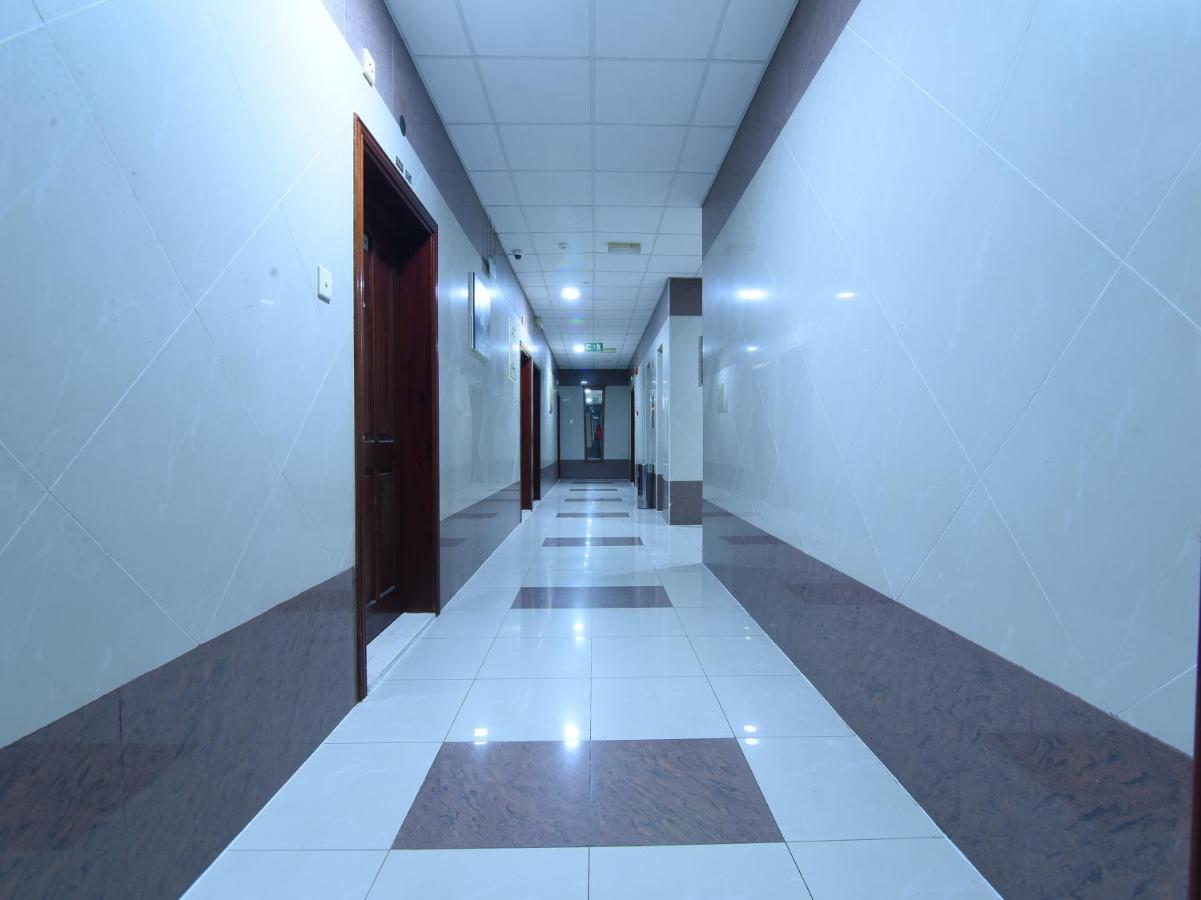 Oyo 274 California Suites Fujairah Exterior photo