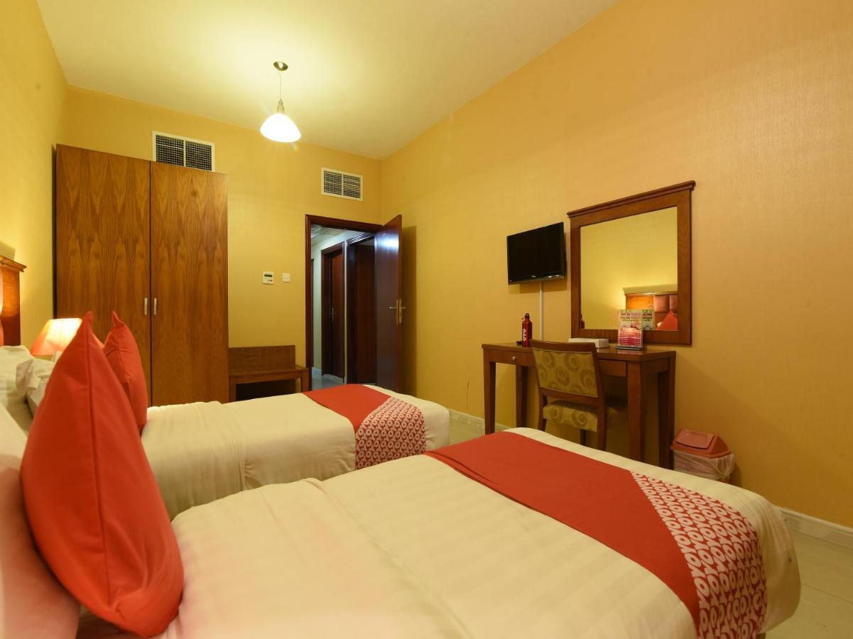 Oyo 274 California Suites Fujairah Exterior photo