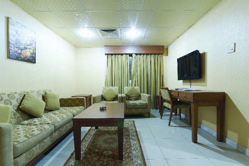 Oyo 274 California Suites Fujairah Exterior photo